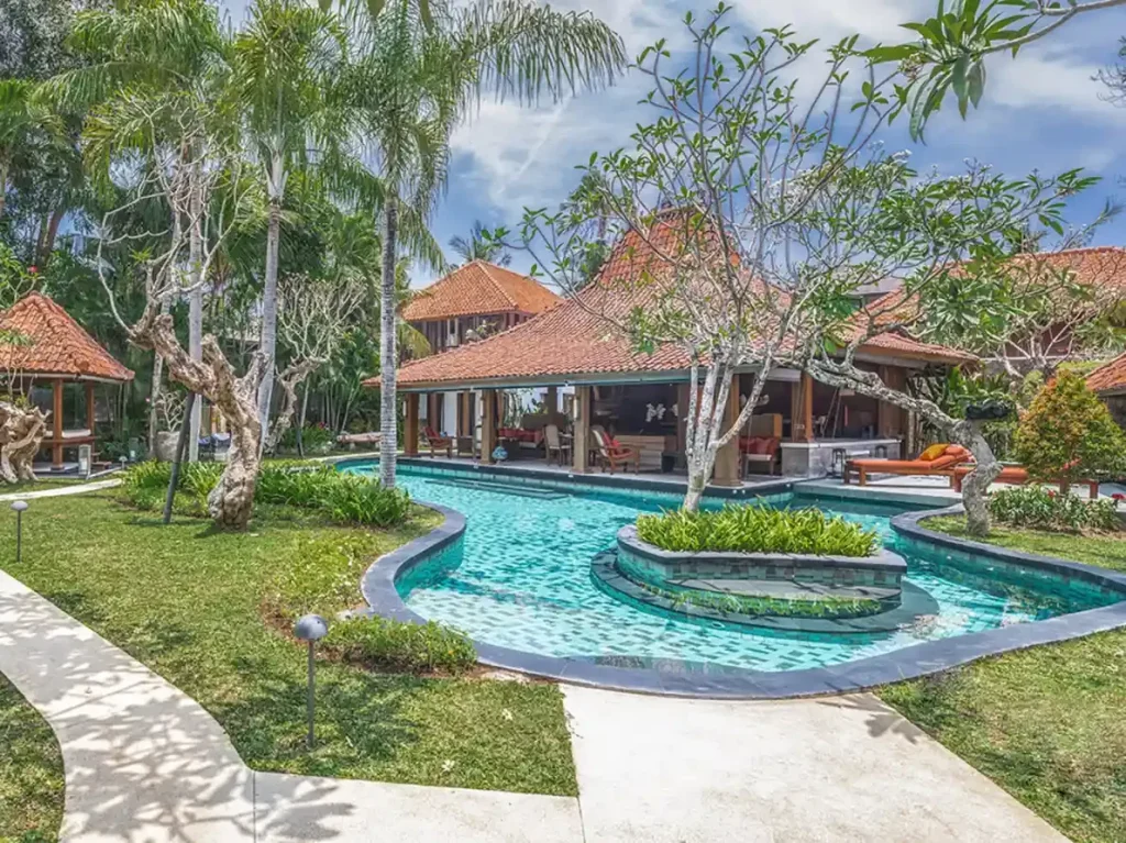 Editorial Standards — How Bali Burnout Retreats Researches & Verifies
